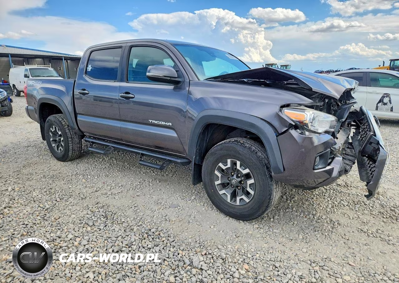 2018 Toyota Tacoma Trd Off-Road VIN:5TFCZ5AN8JX137402 - 4