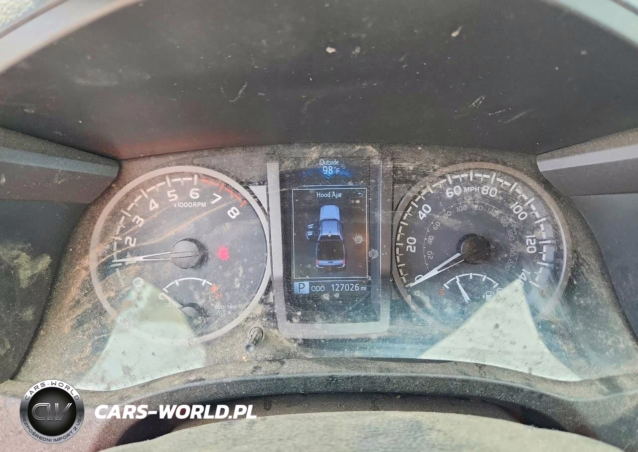 2018 Toyota Tacoma Trd Off-Road VIN:5TFCZ5AN8JX137402 - 9