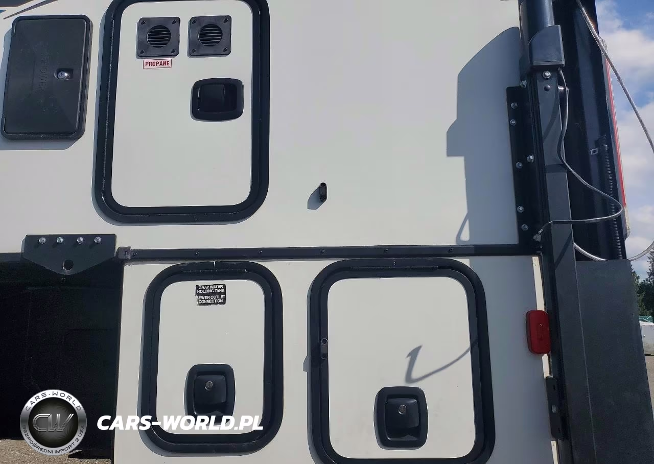 2023 Forest River Palimino Slide-In Camper VIN:4X4SHRU08PN117459 - 8