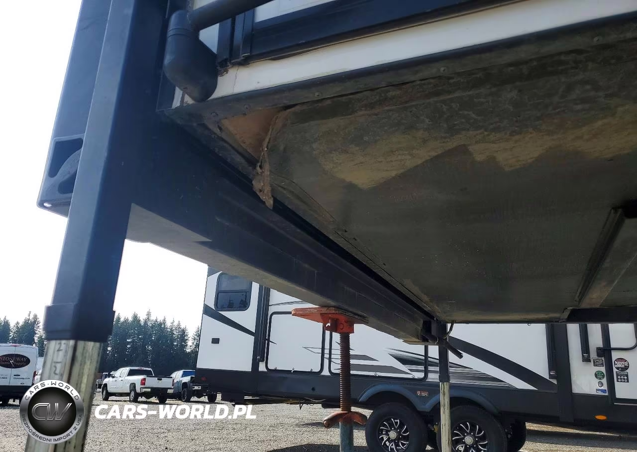 2023 Forest River Palimino Slide-In Camper VIN:4X4SHRU08PN117459 - 9