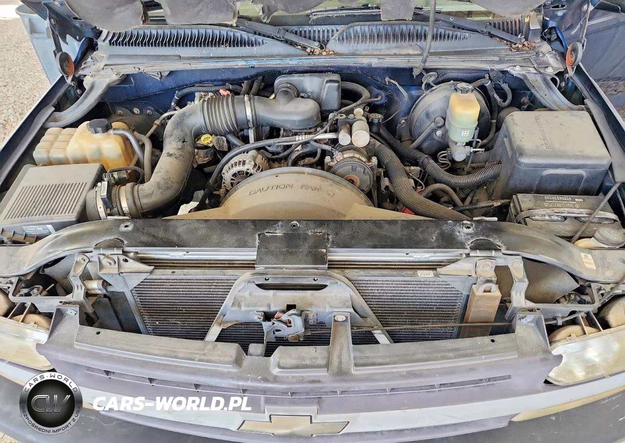 2000 Chevrolet Silverado K1500 VIN:1GCEK14W9YZ199609 - 11