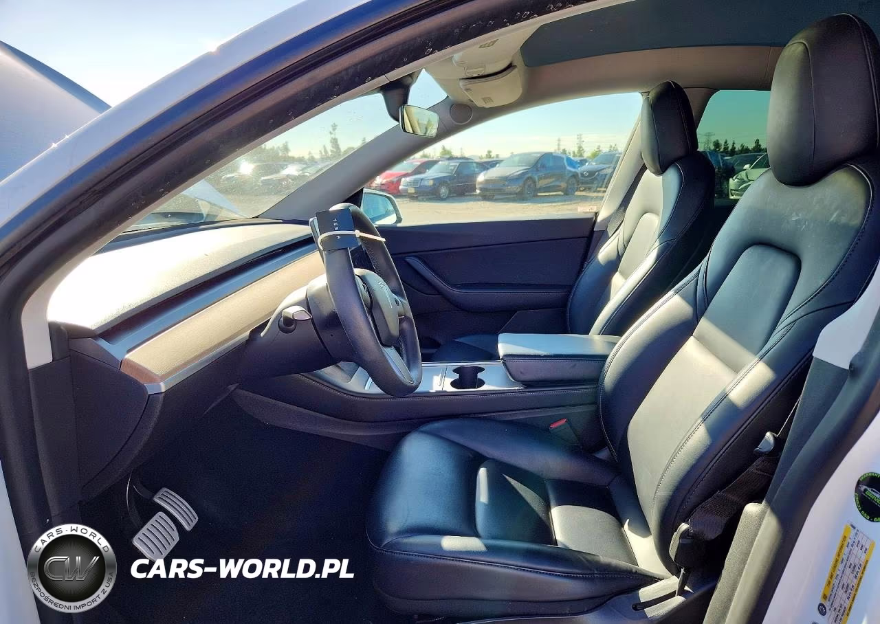 2021 Tesla Model Y VIN:5YJYGDEF3MF240086 - 7