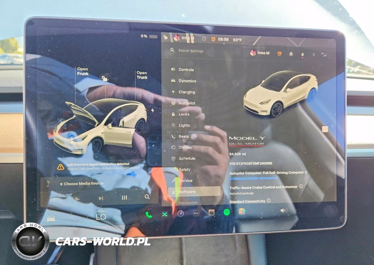 2021 Tesla Model Y VIN:5YJYGDEF3MF240086 - 9