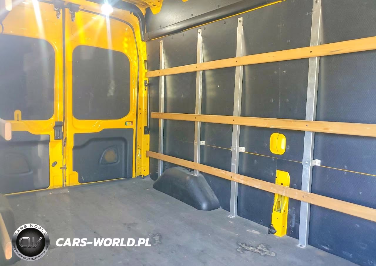 2020 Ford Transit 250 Delivery Van VIN:1FTBR1X84LKA98295 - 11