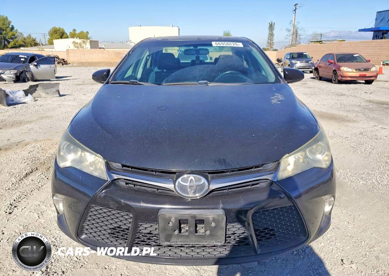2015 Toyota Camry Se VIN:4T1BF1FK2FU079268 - 5