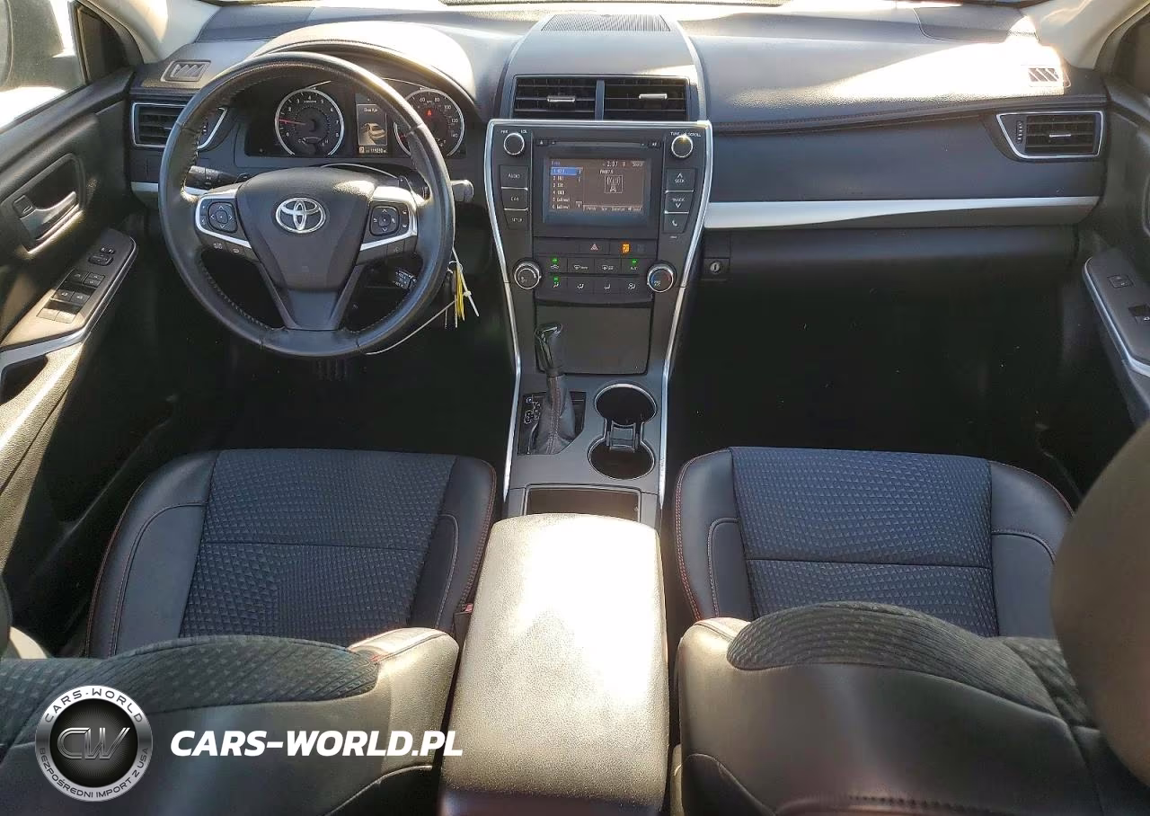 2015 Toyota Camry Se VIN:4T1BF1FK2FU079268 - 8