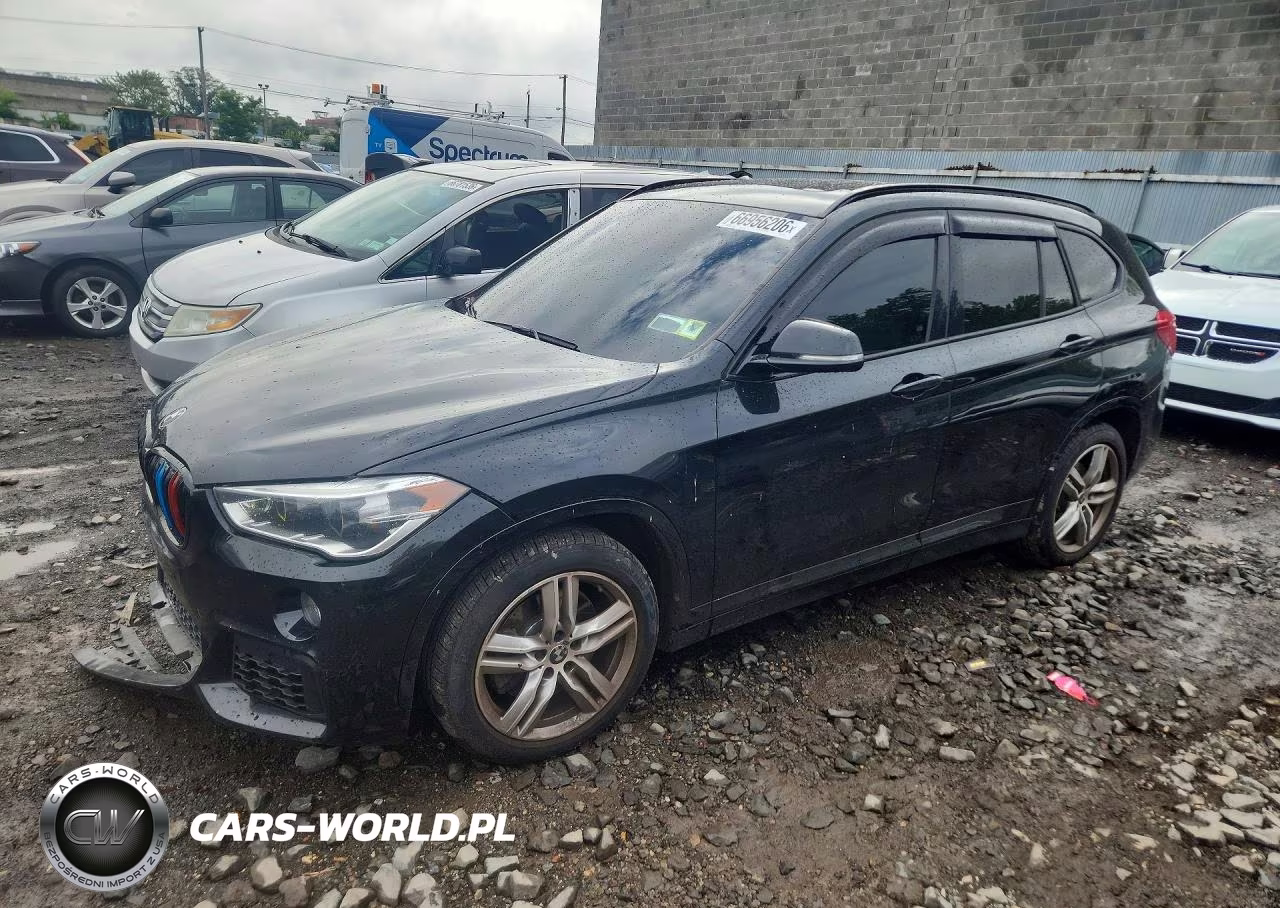 2018 BMW X1 xDrive28I VIN:WBXHT3C38J5L31403 - 1