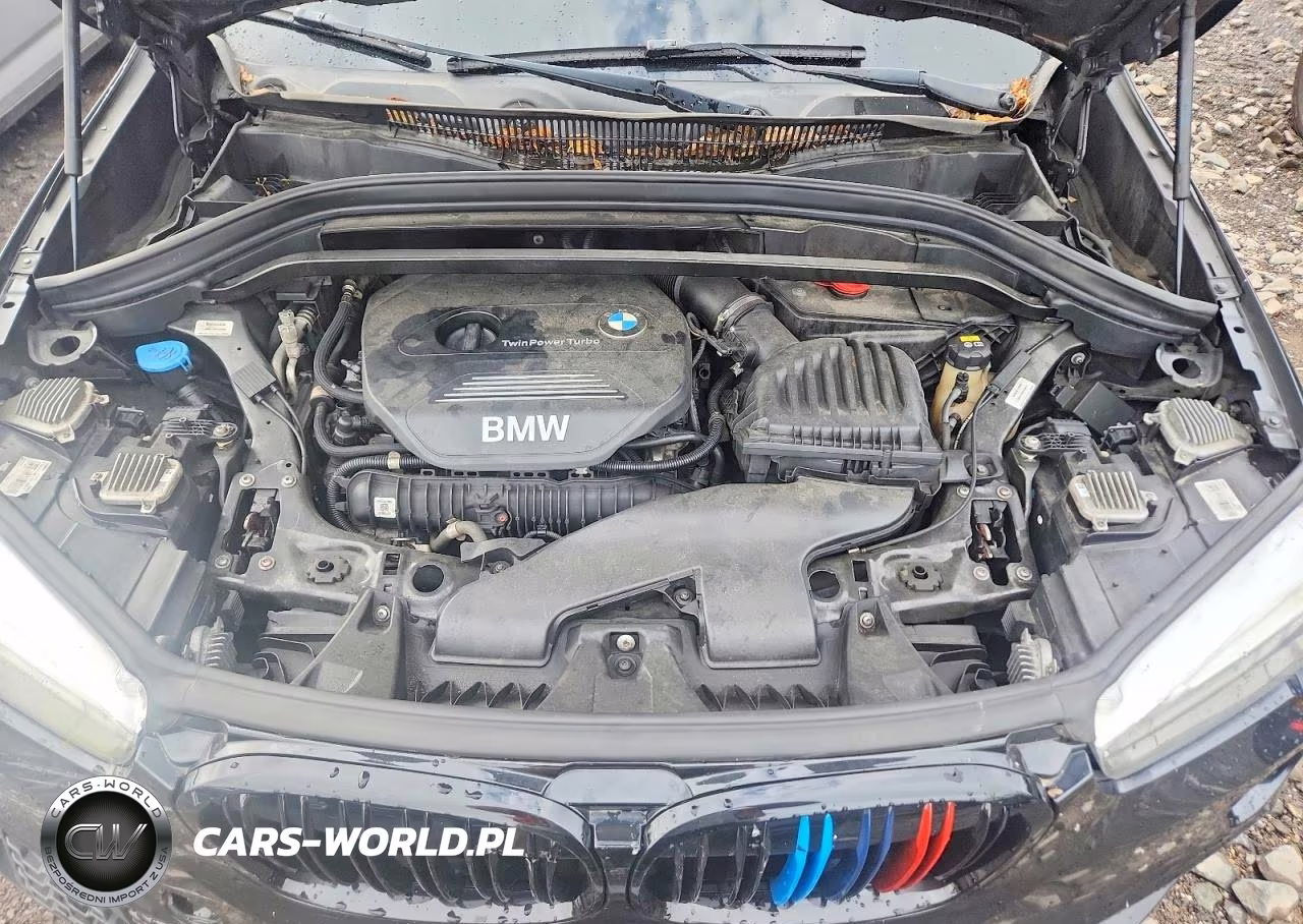 2018 BMW X1 xDrive28I VIN:WBXHT3C38J5L31403 - 12