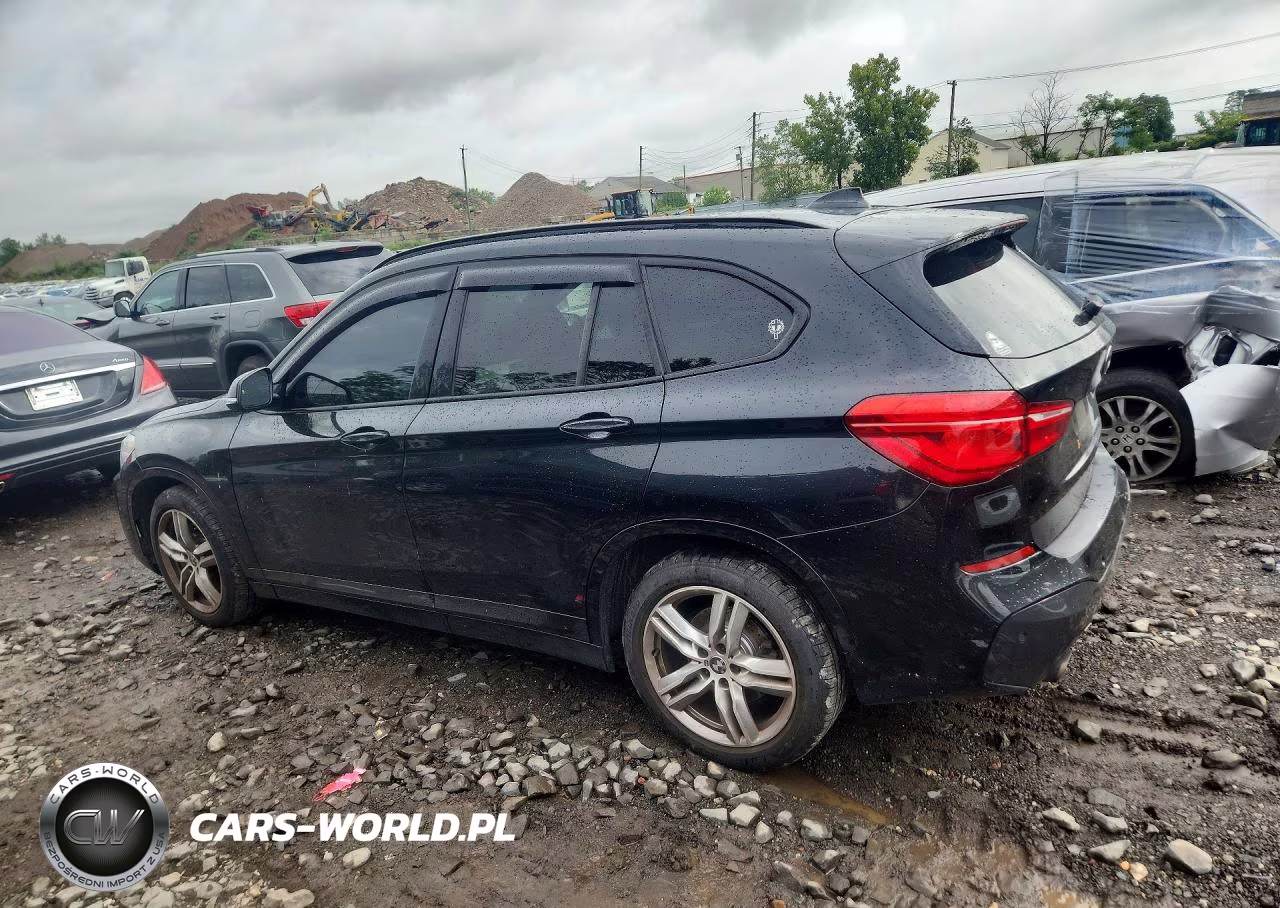 2018 BMW X1 xDrive28I VIN:WBXHT3C38J5L31403 - 2