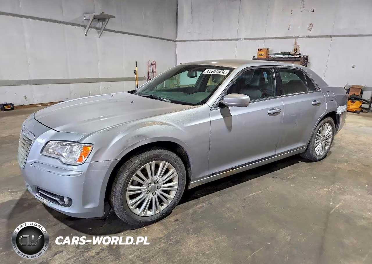 2014 Chrysler 300 VIN:2C3CCARG2EH384929 - 1