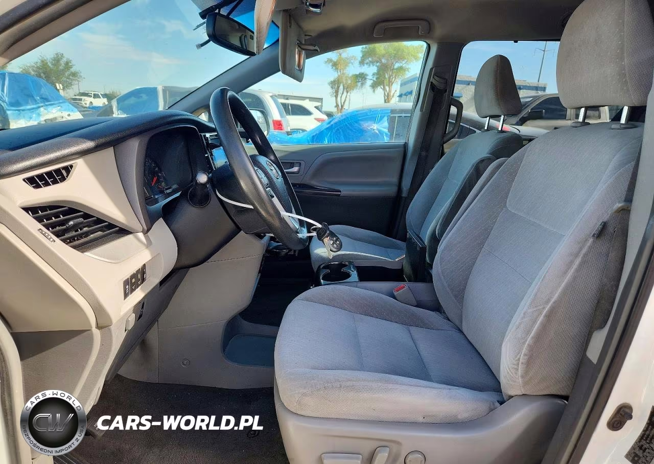 2017 Toyota Sienna Le VIN:5TDJZ3DC7HS163365 - 7