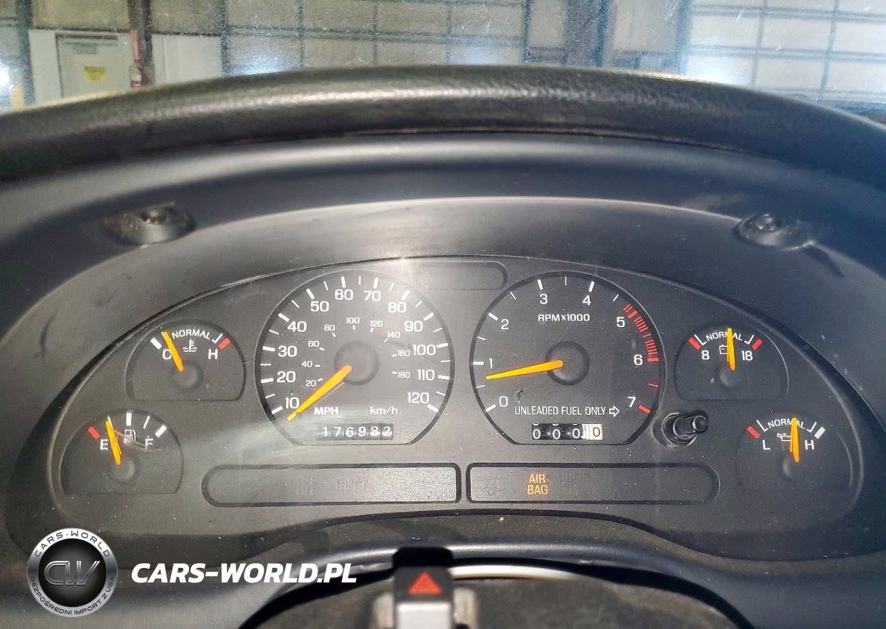 1996 Ford Mustang VIN:1FALP4441TF164085 - 9