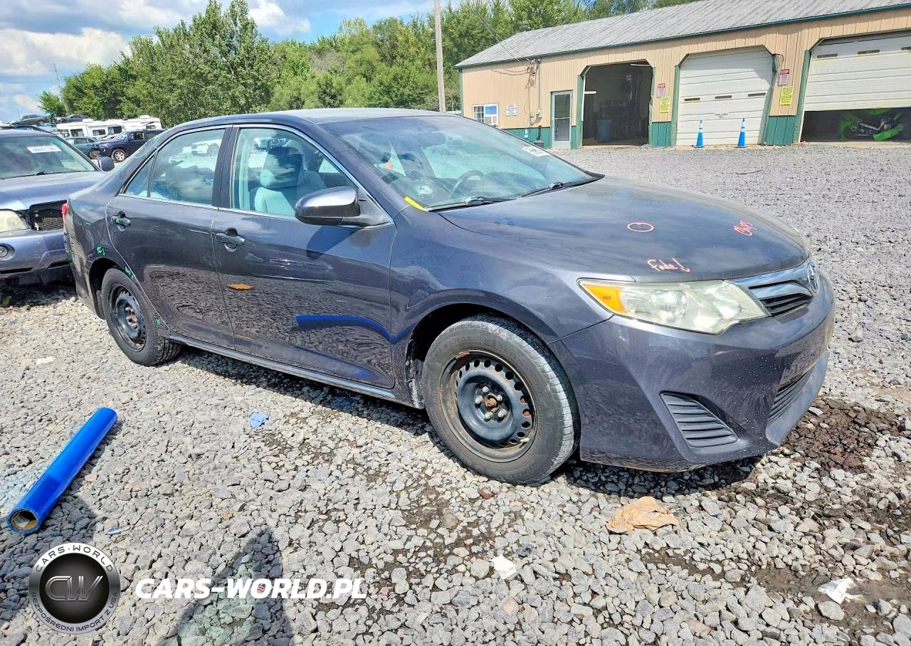 2013 Toyota Camry Le VIN:4T4BF1FK3DR303117 - 4