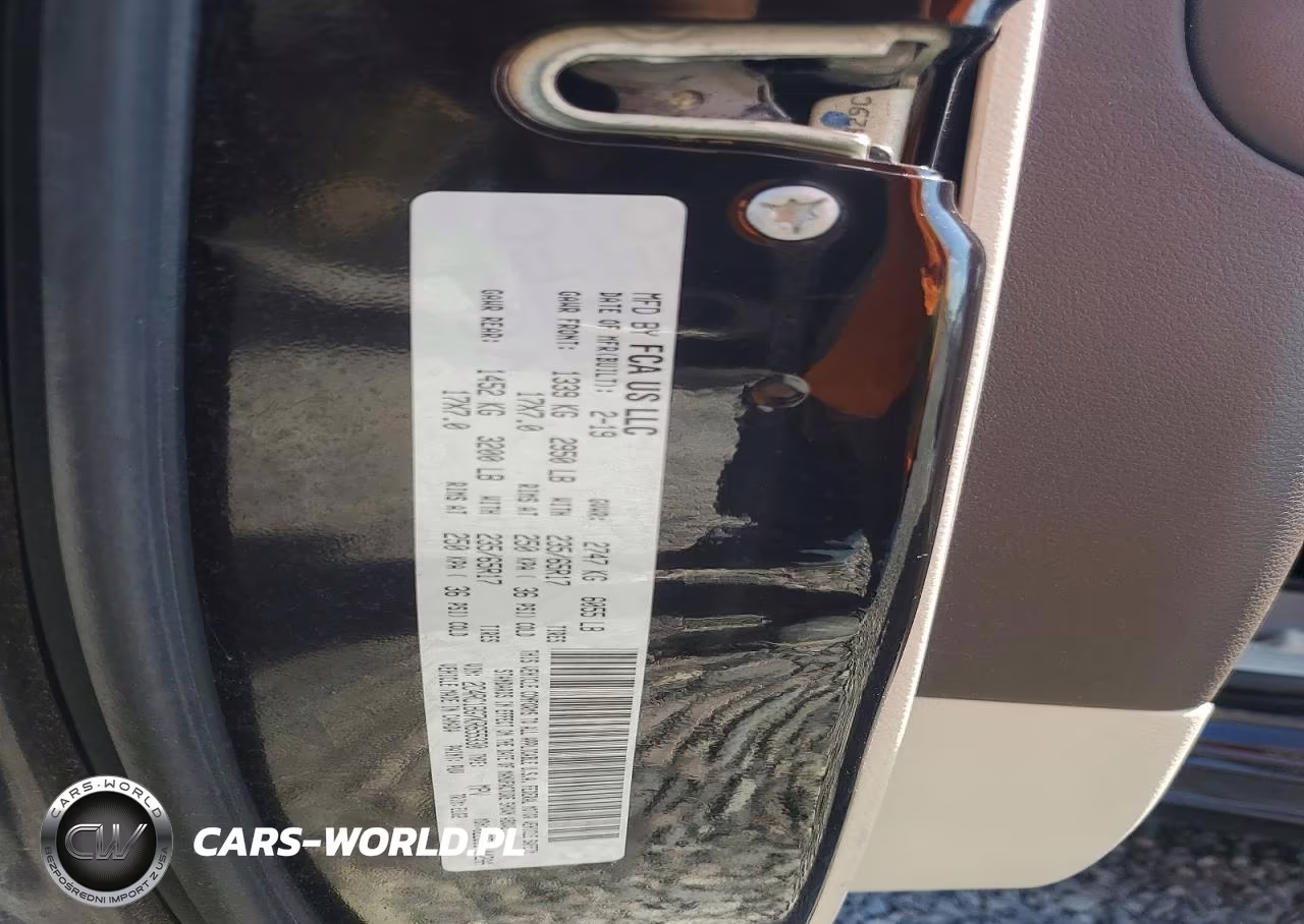 2019 Chrysler Pacifica Touring L VIN:2C4RC1BG7KR655330 - 13