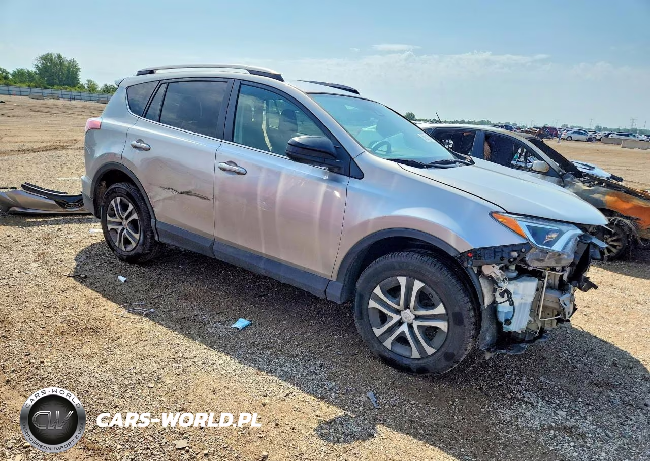 2017 Toyota Rav4 Le VIN:2T3BFREV9HW683744 - 4