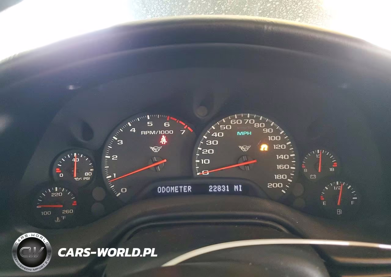 1997 Chevrolet Corvette VIN:1G1YY22G3V5105958 - 9