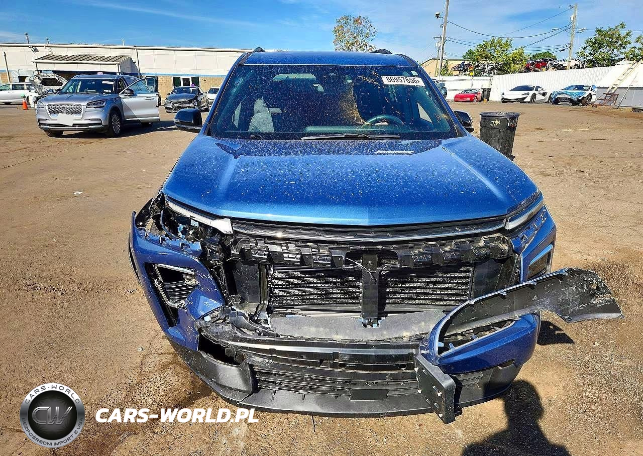 2025 Chevrolet Traverse Lt VIN:1GNEVGRS9SJ251026 - 5