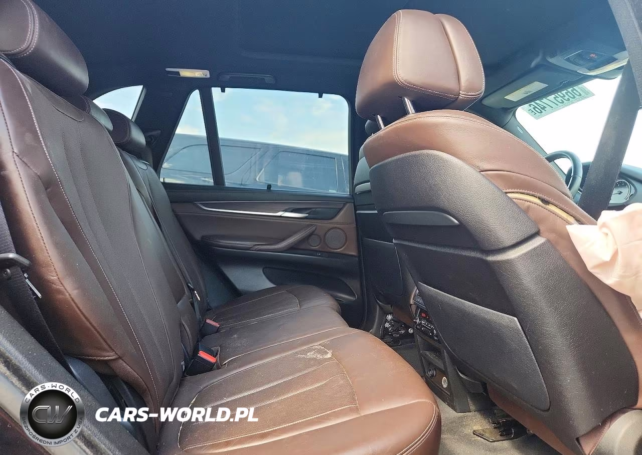 2015 BMW X5 xDrive50I VIN:5UXKR6C55F0J75280 - 11
