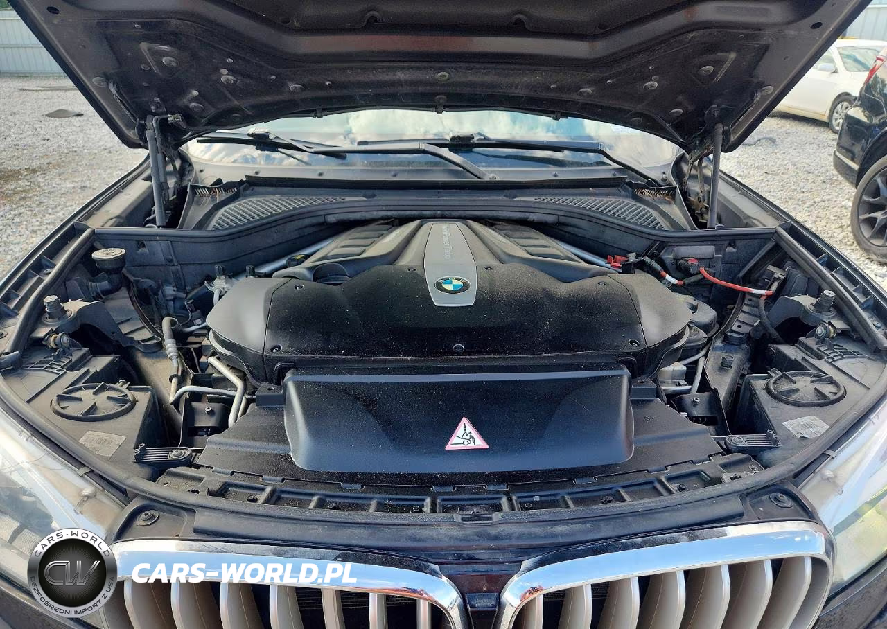 2015 BMW X5 xDrive50I VIN:5UXKR6C55F0J75280 - 12