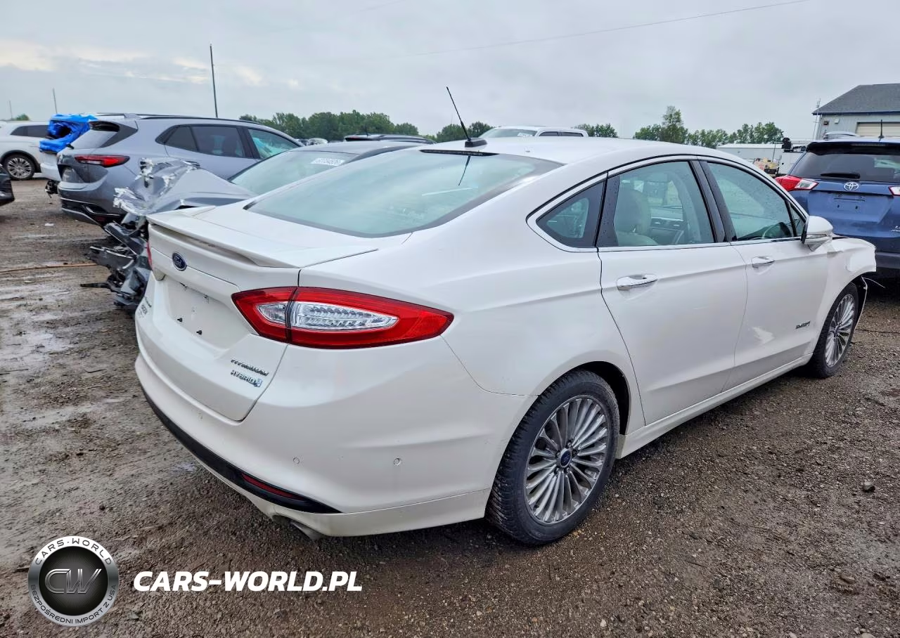 2014 Ford Fusion Titanium Hev VIN:3FA6P0RU9ER210458 - 3