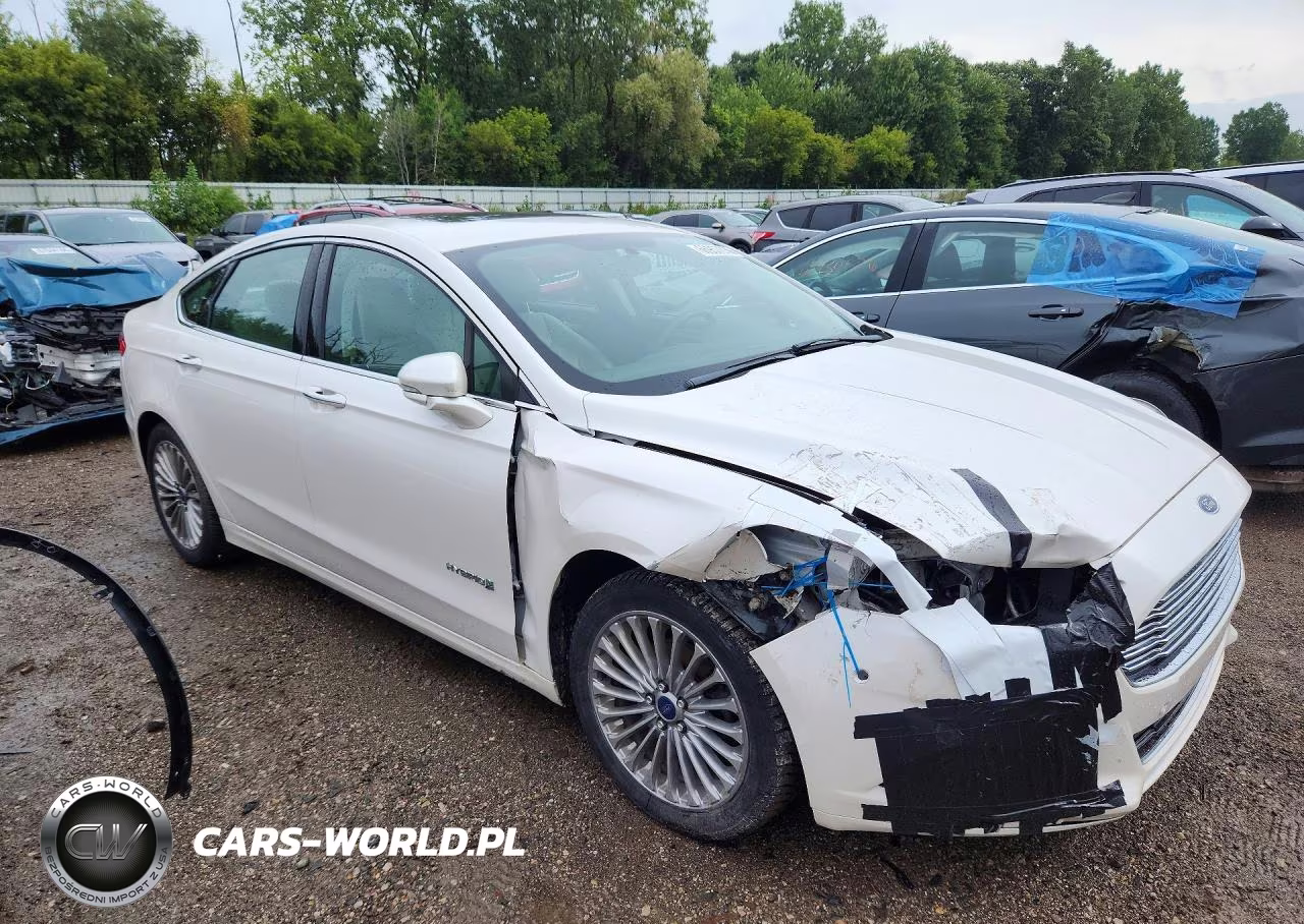 2014 Ford Fusion Titanium Hev VIN:3FA6P0RU9ER210458 - 4