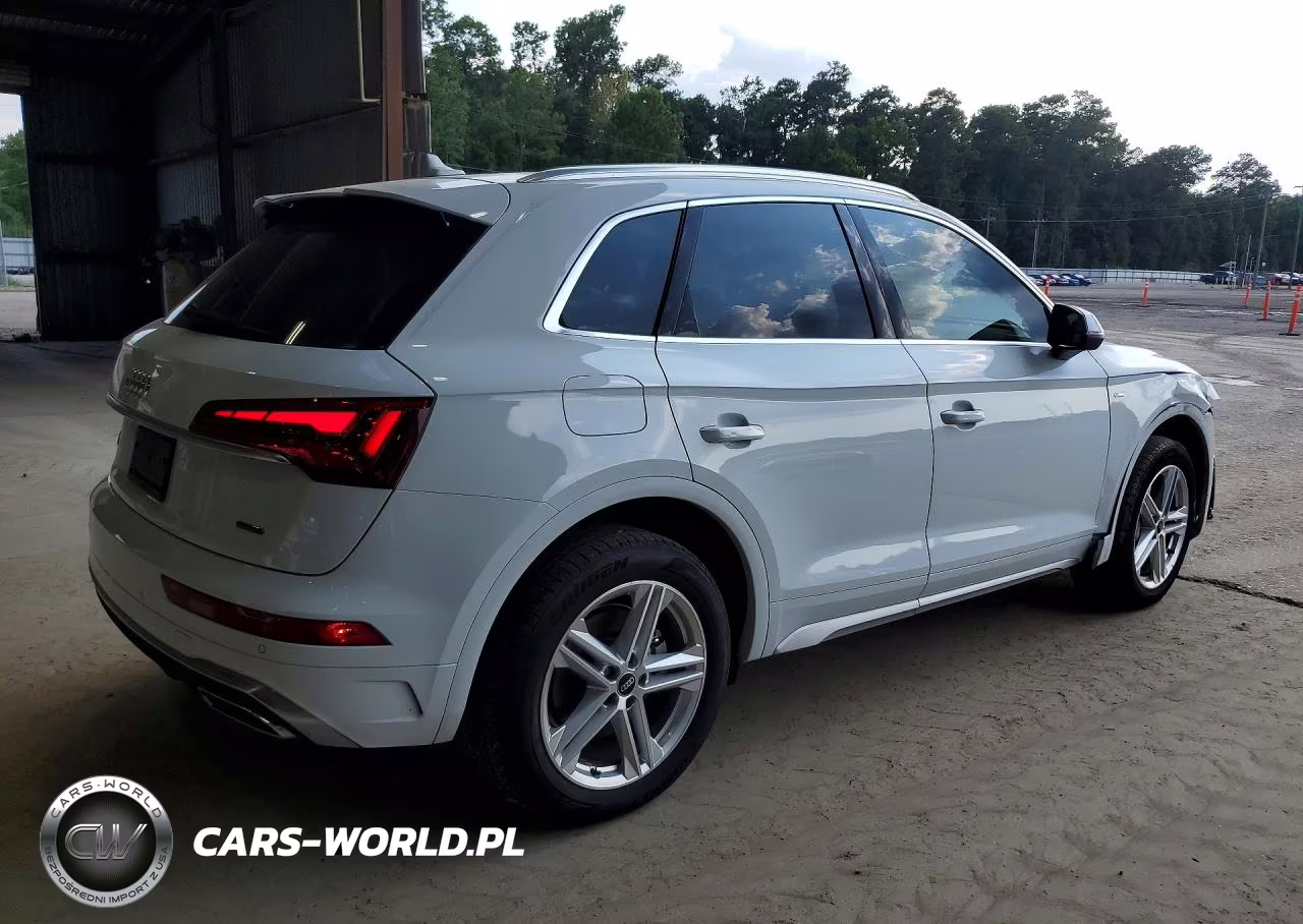2021 Audi Q5 E Premium Plus VIN:WA1E2AFY9M2090773 - 3
