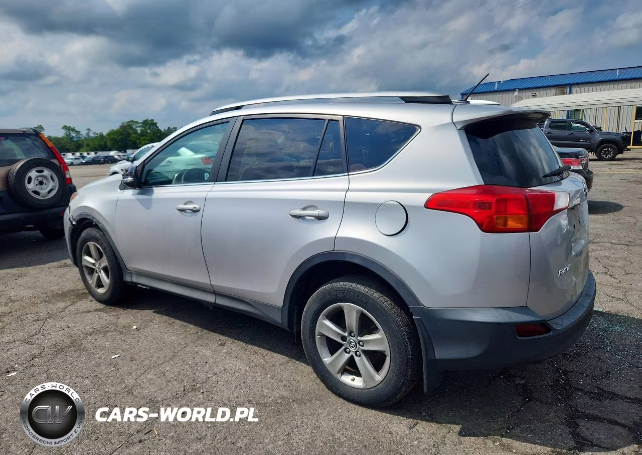 2015 Toyota Rav4 Xle VIN:2T3RFREV6FW239605 - 2