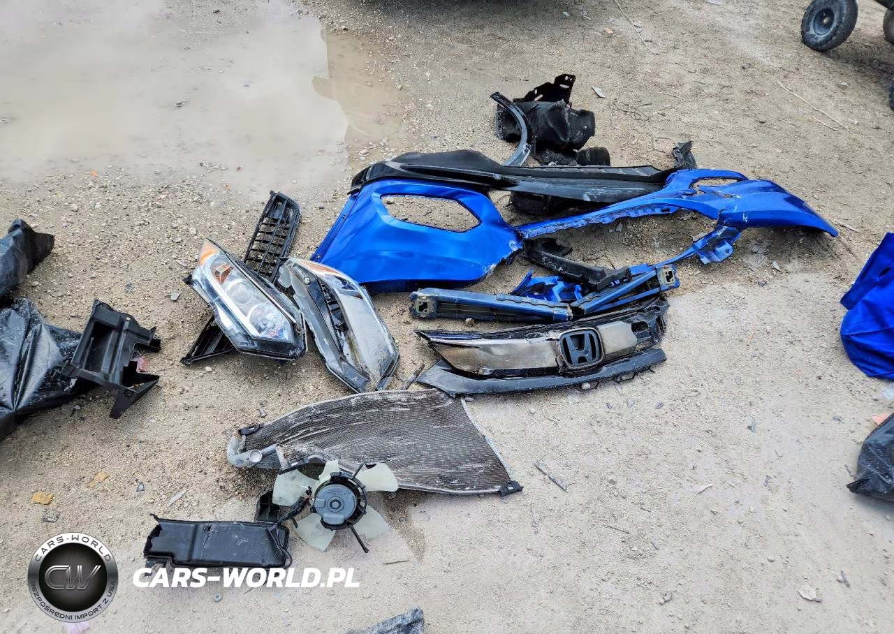 2019 Honda Hr-V Sport VIN:3CZRU5H10KG709946 - 13