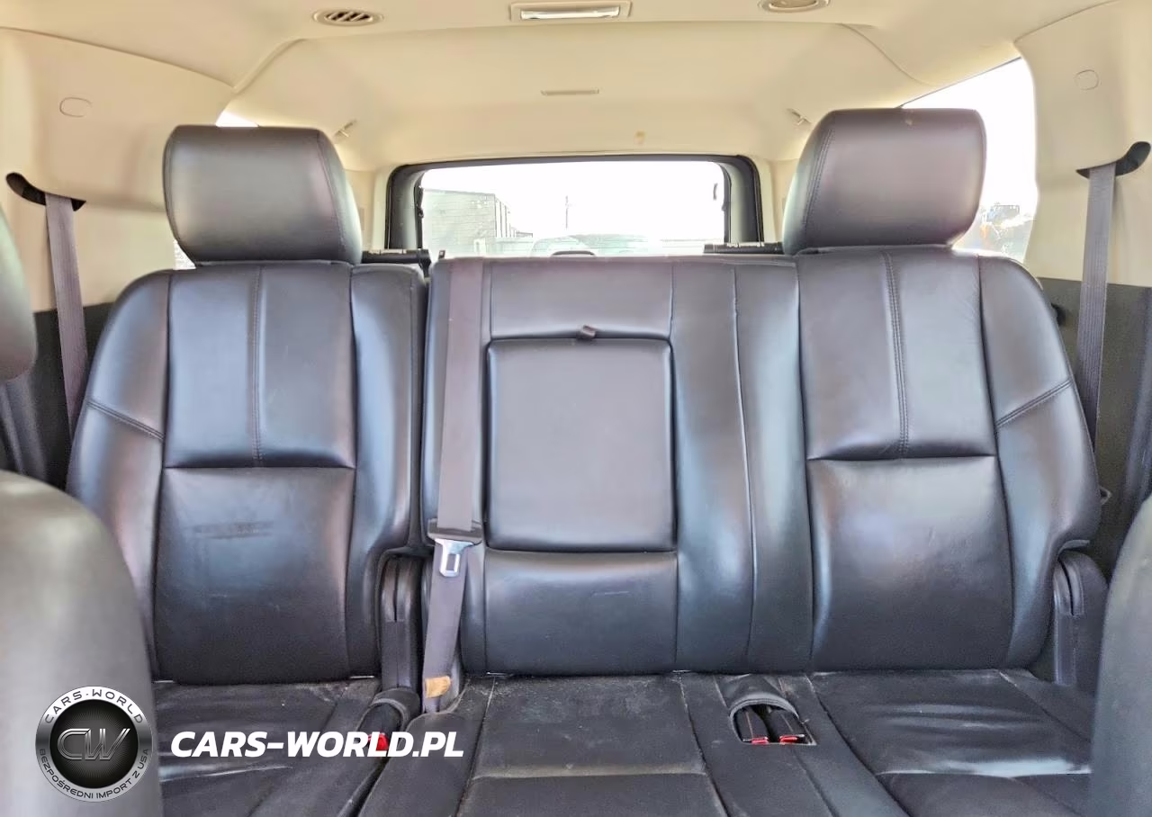 2013 Chevrolet Suburban K1500 Lt VIN:1GNSKJE73DR370124 - 10