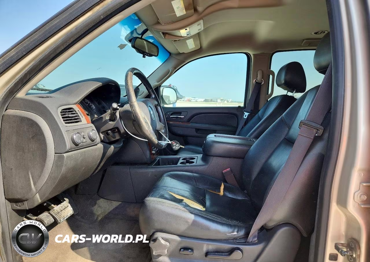 2013 Chevrolet Suburban K1500 Lt VIN:1GNSKJE73DR370124 - 7