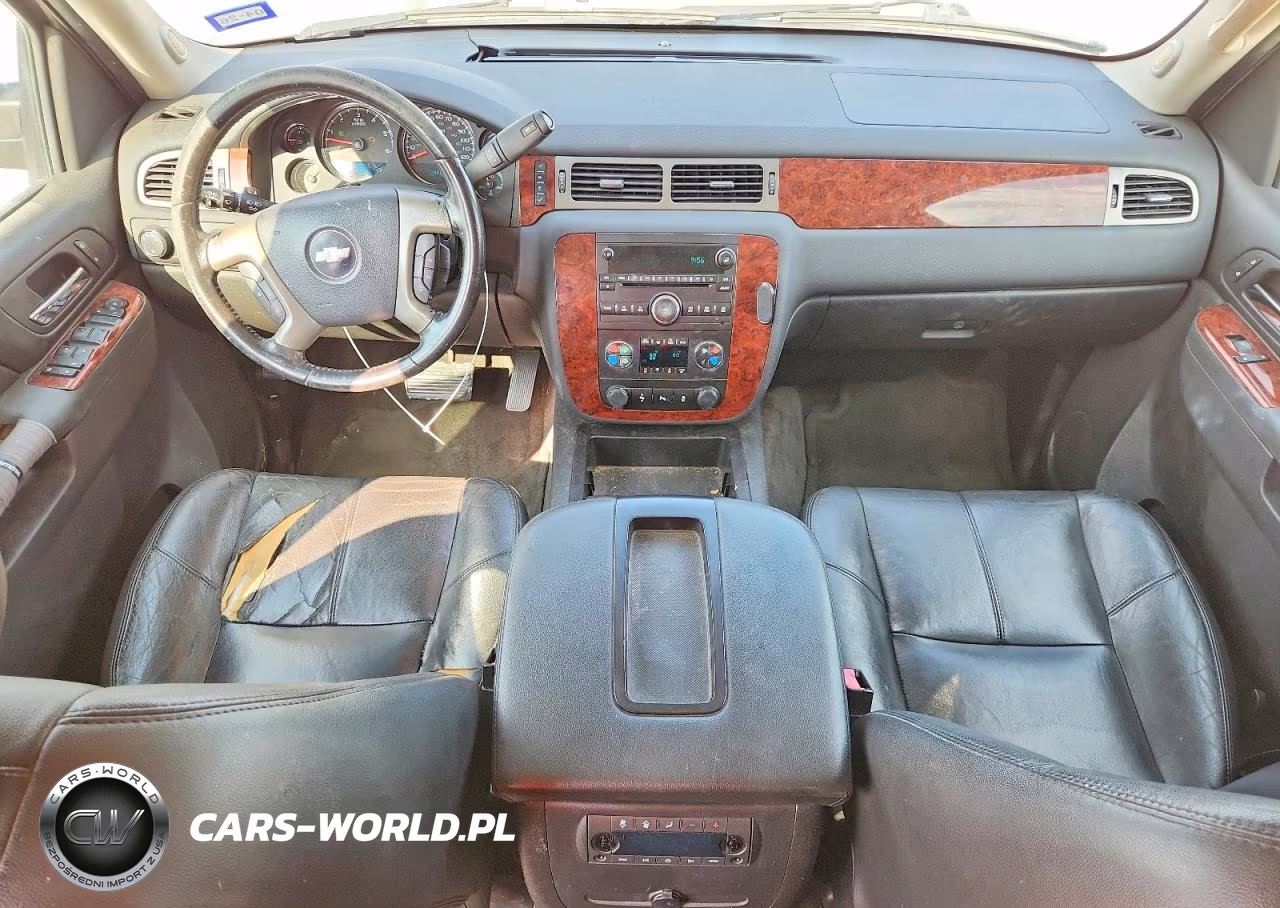 2013 Chevrolet Suburban K1500 Lt VIN:1GNSKJE73DR370124 - 8