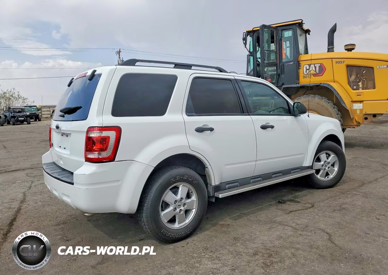 2012 Ford Escape Xlt VIN:1FMCU0D79CKC85228 - 3