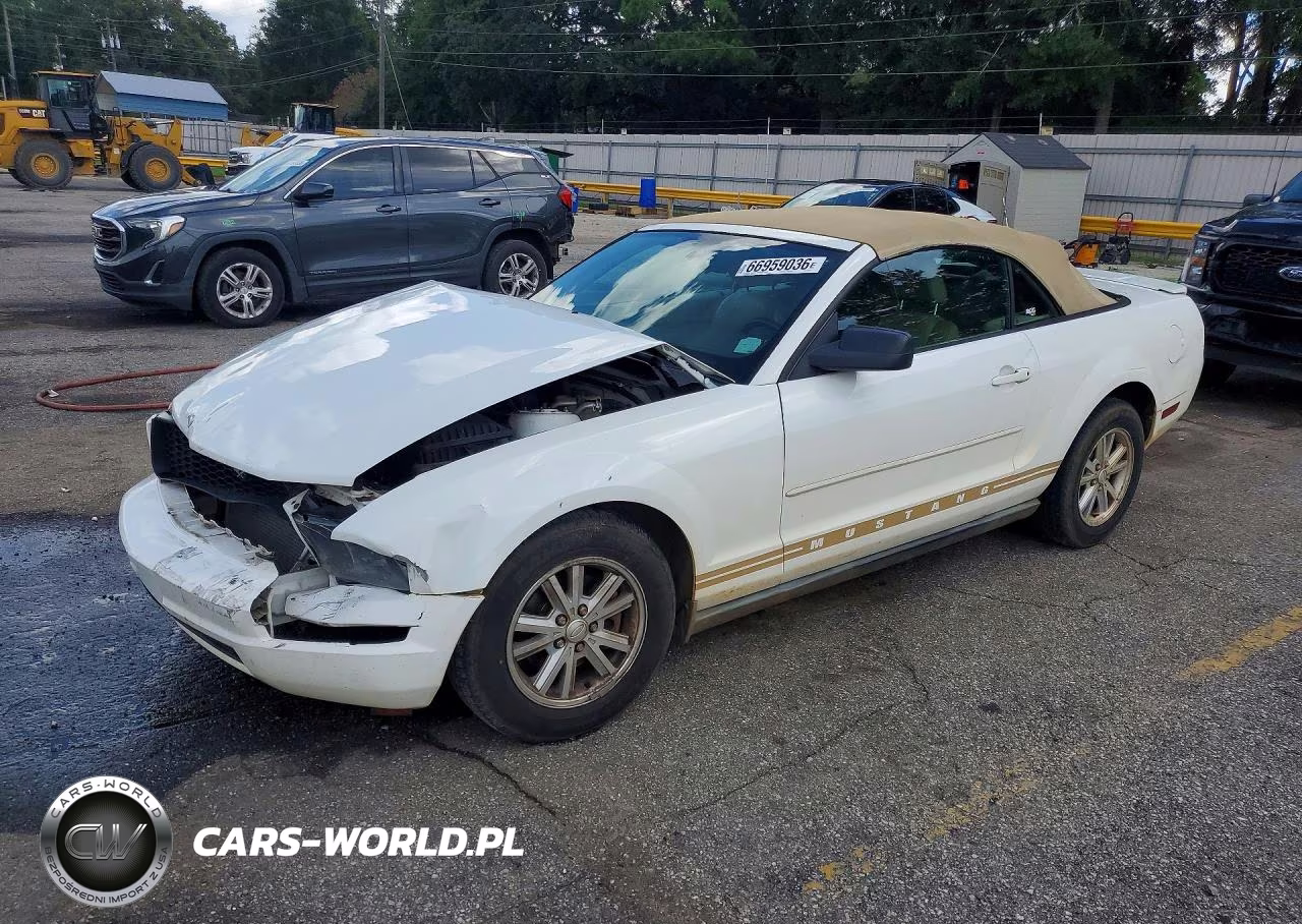 2007 Ford Mustang VIN:1ZVFT84N675312677 - 1