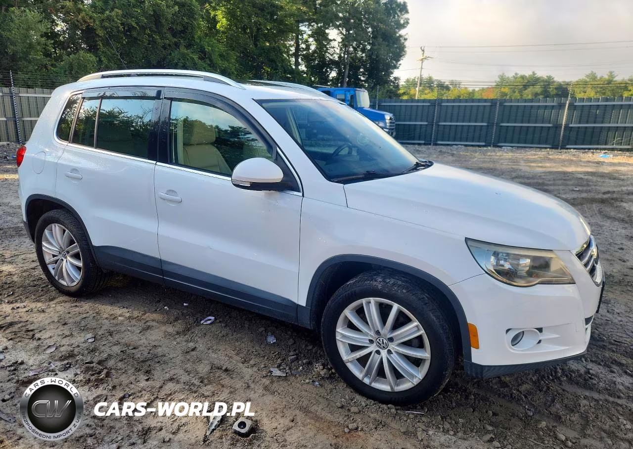 2011 Volkswagen Tiguan S VIN:WVGBV7AX4BW514136 - 4
