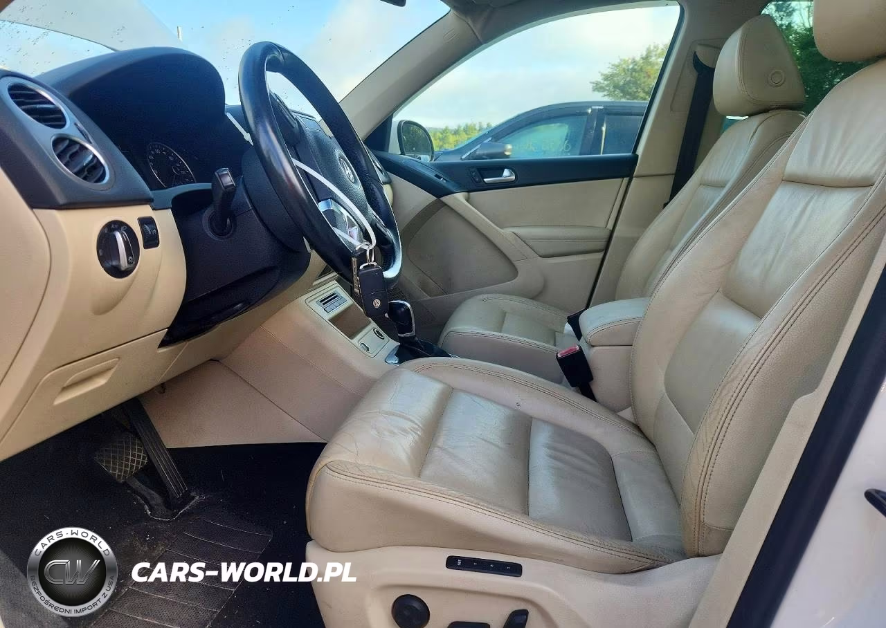 2011 Volkswagen Tiguan S VIN:WVGBV7AX4BW514136 - 7