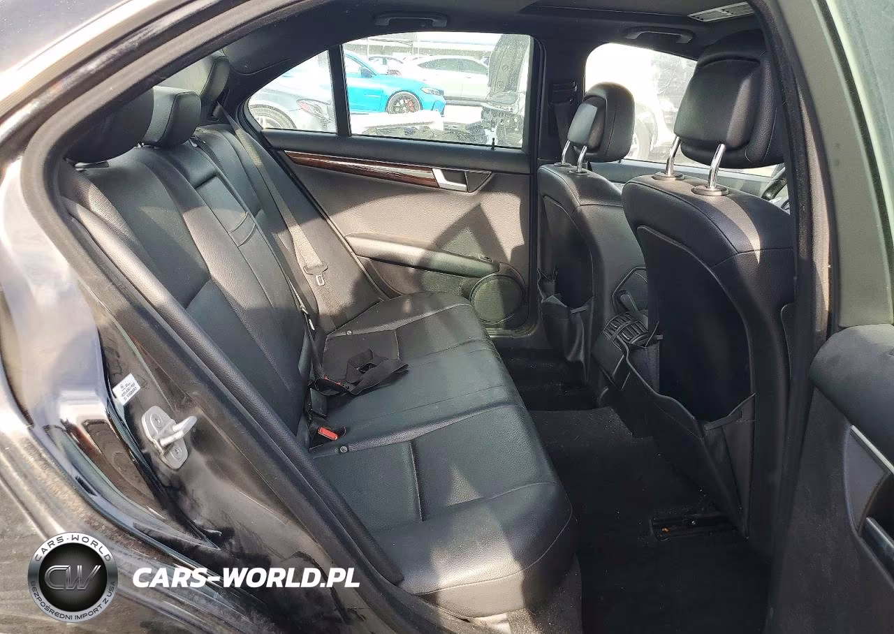 2014 Mercedes-Benz C 250 VIN:WDDGF4HB9EG251713 - 10