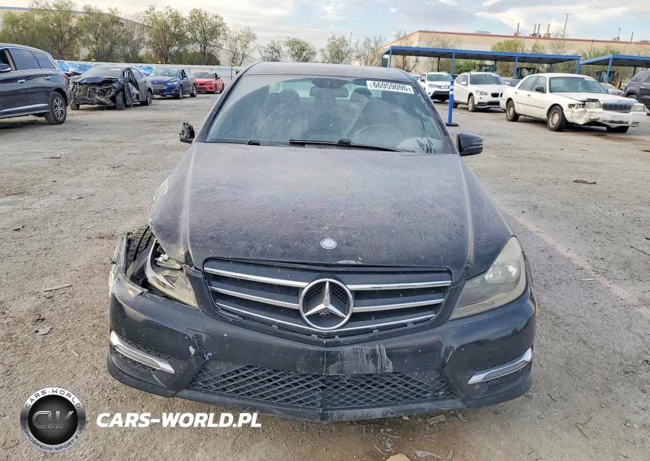 2014 Mercedes-Benz C 250 VIN:WDDGF4HB9EG251713 - 5