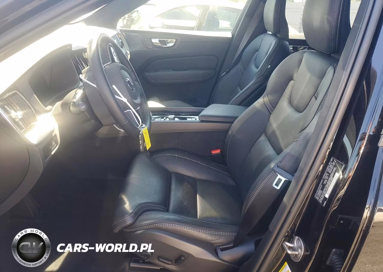 2025 Volvo Xc60 Ultra VIN:YV4H60RD6S1034431 - 7
