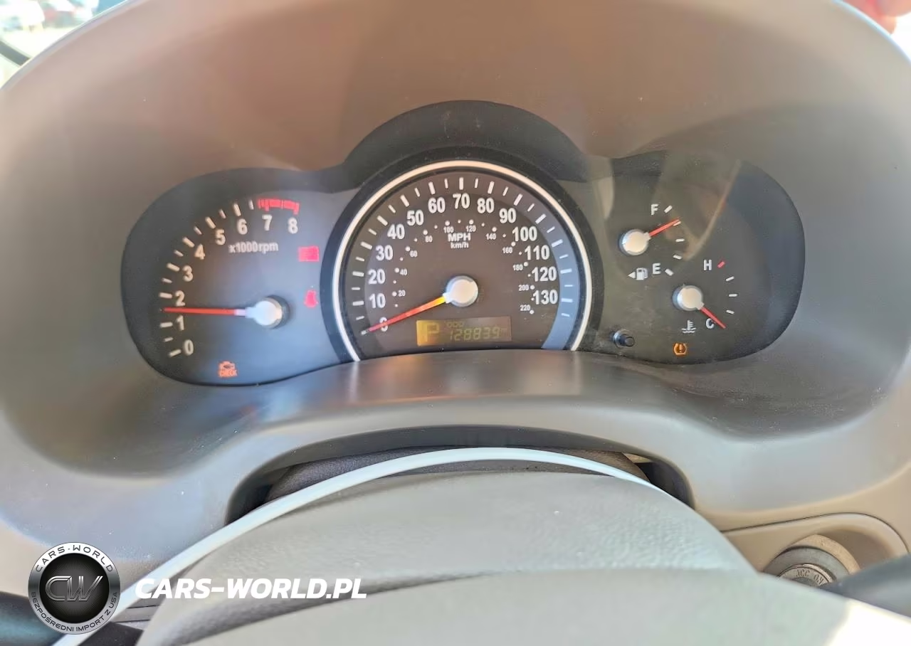 2011 Kia Sedona Lx VIN:KNDMG4C70B6411556 - 9