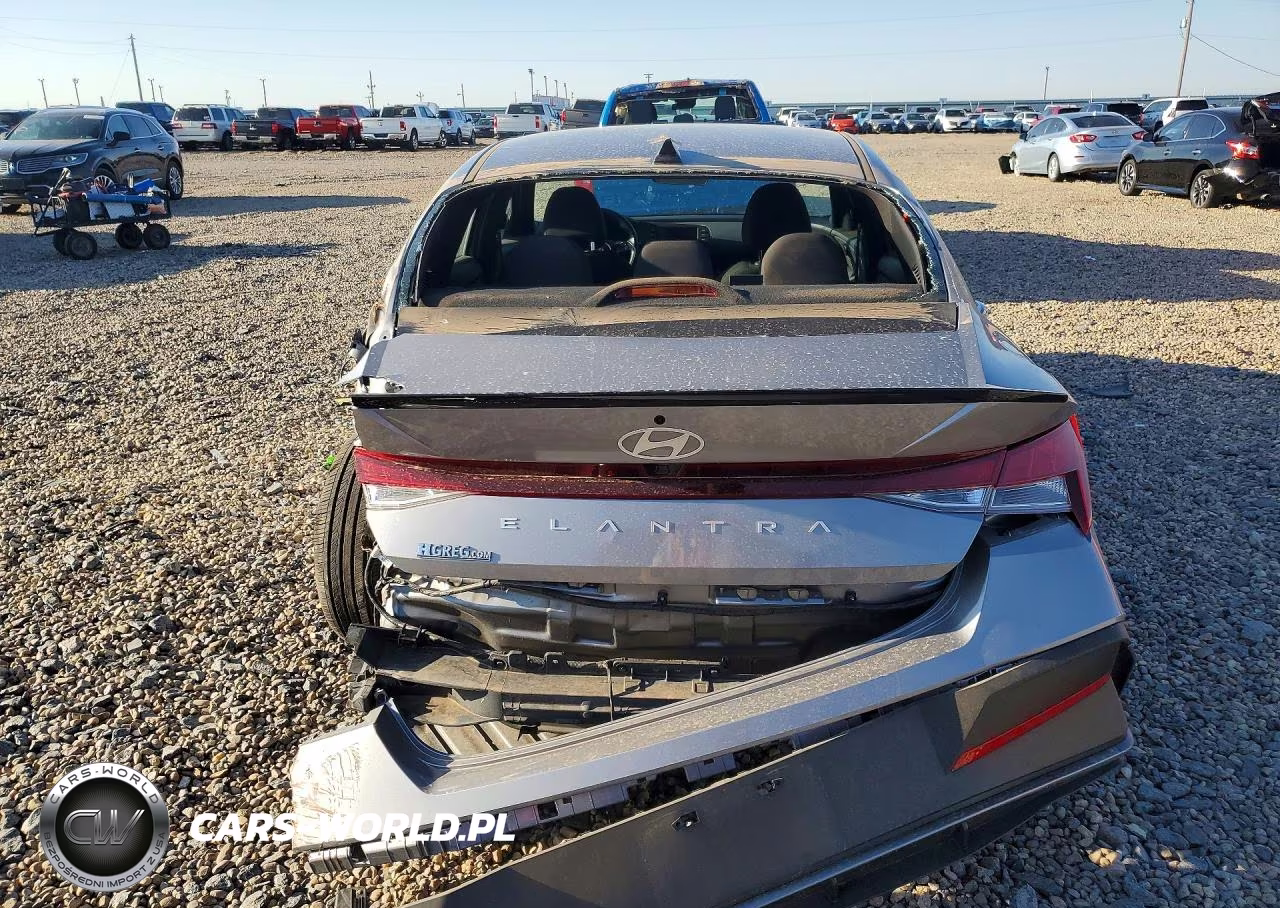 2026 Hyundai Elantra Sel Sport VIN:KMHLM4DG6TU104260 - 6