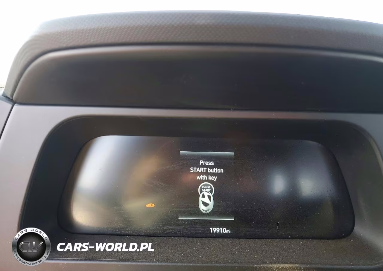 2026 Hyundai Elantra Sel Sport VIN:KMHLM4DG6TU104260 - 9