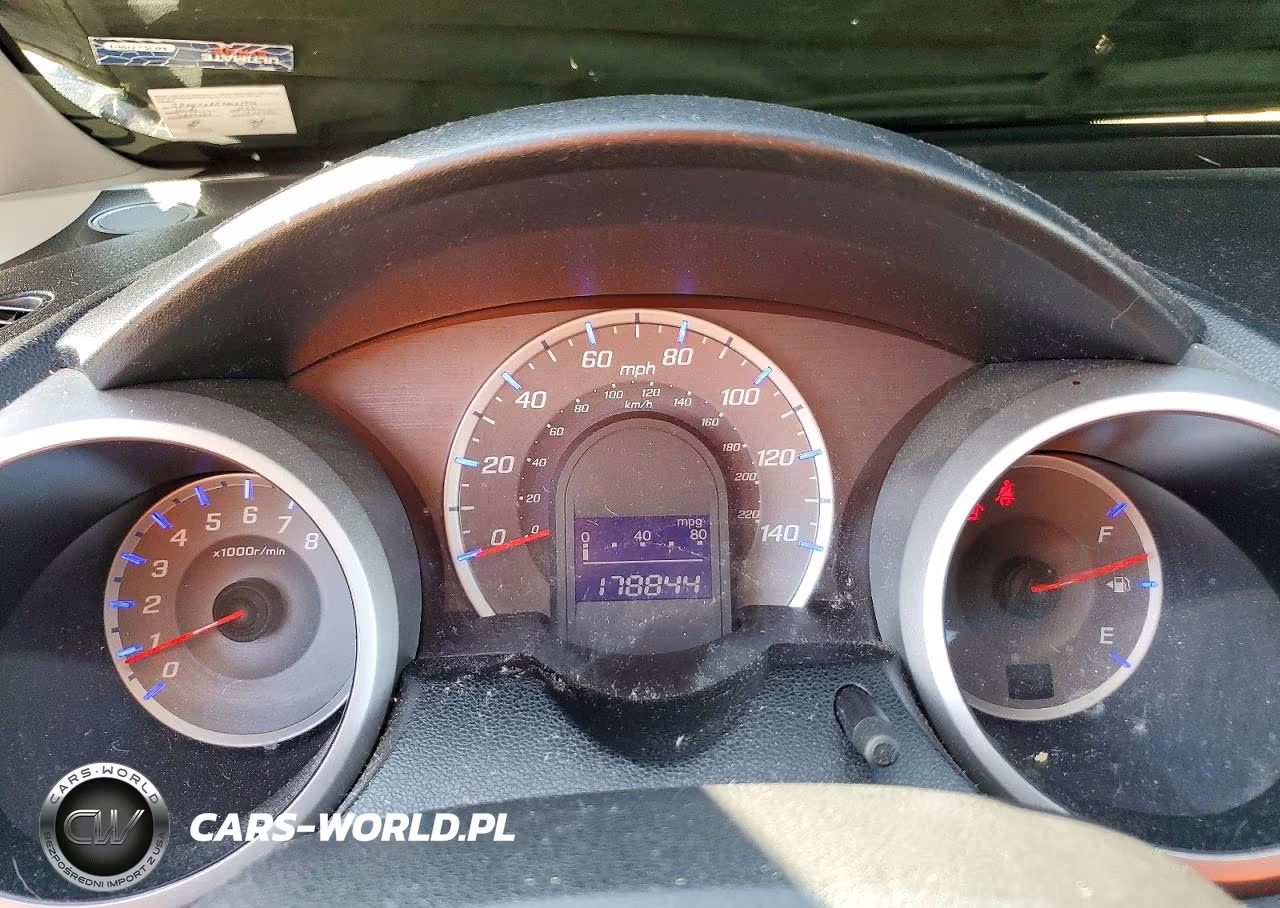 2011 Honda Fit Sport VIN:JHMGE8H59BC015496 - 9