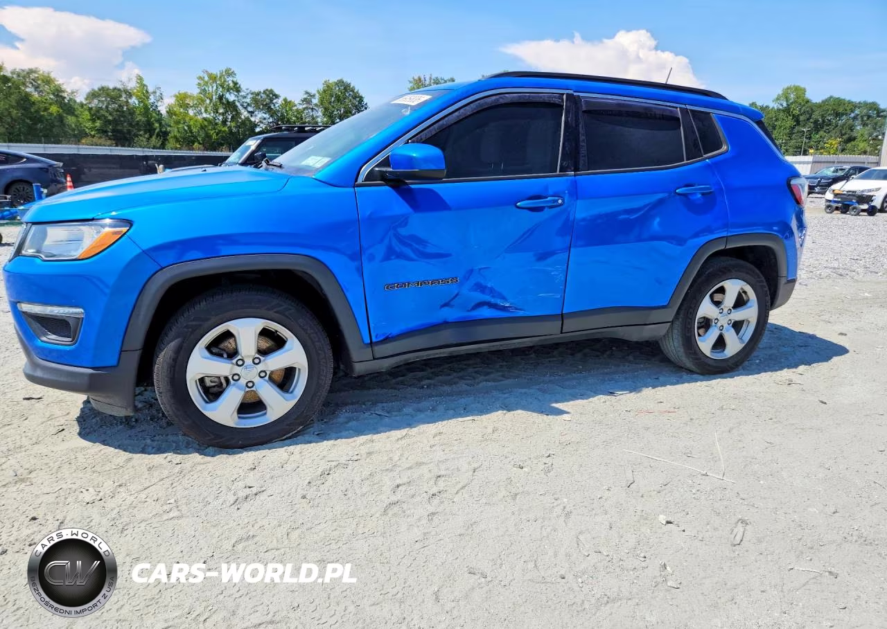 2019 Jeep Compass Latitude VIN:3C4NJCBB0KT614247 - 1