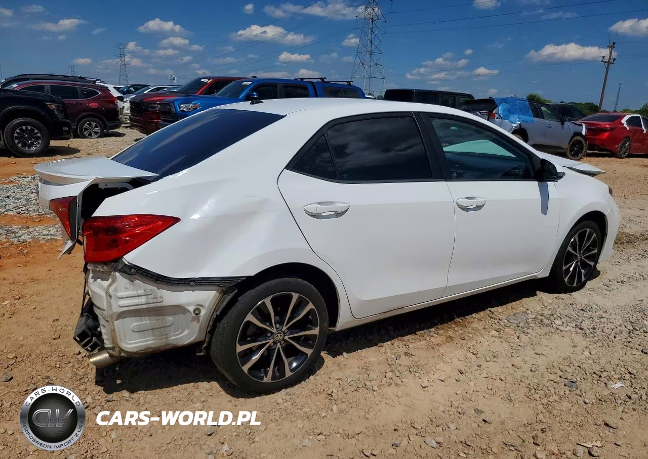 2017 Toyota Corolla Se VIN:5YFBURHE6HP597660 - 3