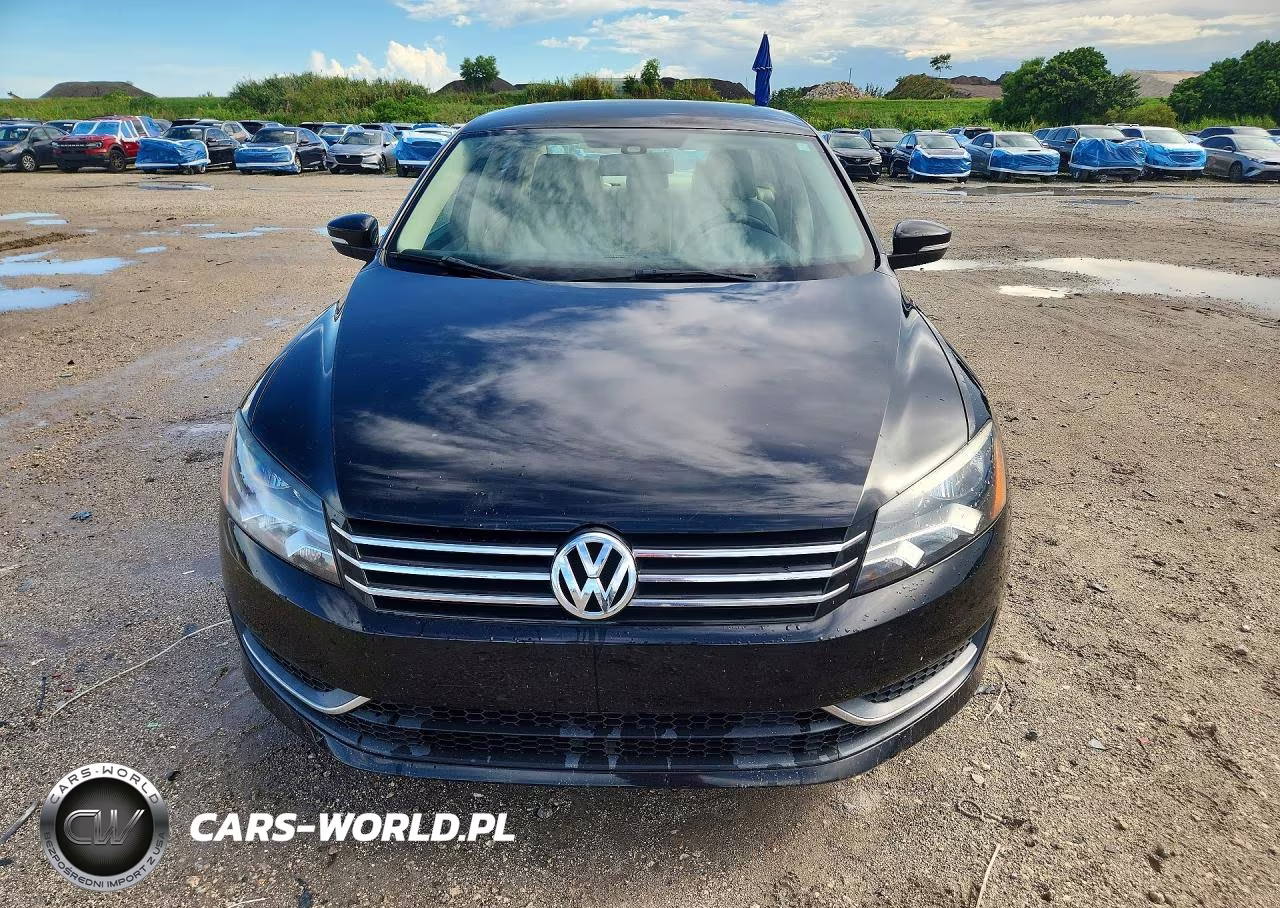 2013 Volkswagen Passat Se VIN:1VWBH7A33DC135736 - 5