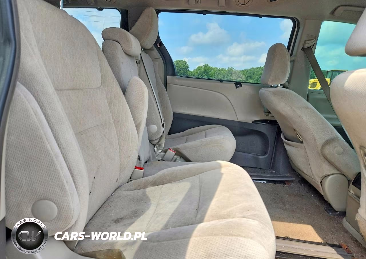 2015 Toyota Sienna Le VIN:5TDKK3DC2FS677114 - 11