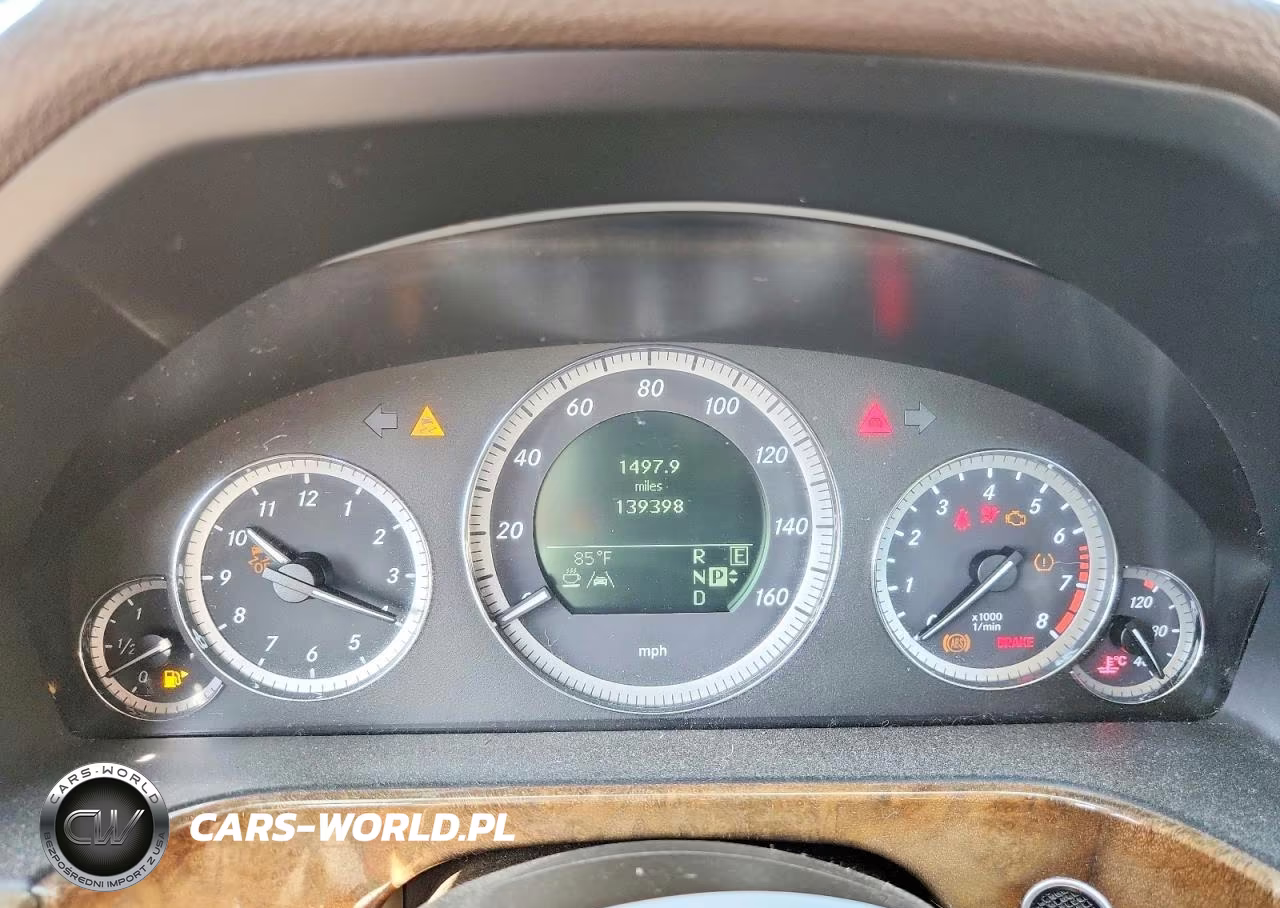 2011 Mercedes-Benz E 550 4Matic VIN:WDDHF9AB6BA365209 - 9