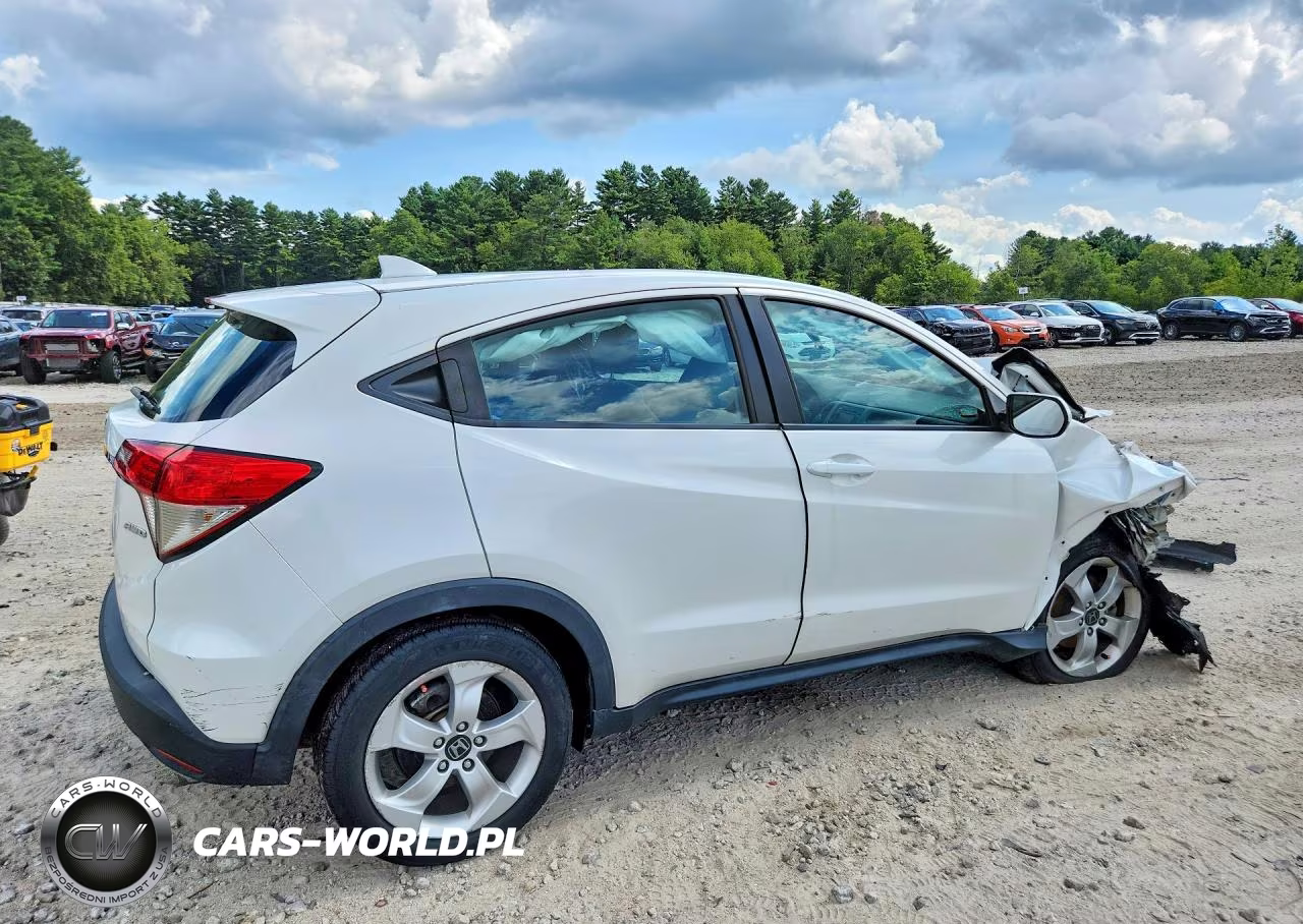 2020 Honda Hr-V Lx VIN:3CZRU6H3XLM723170 - 3