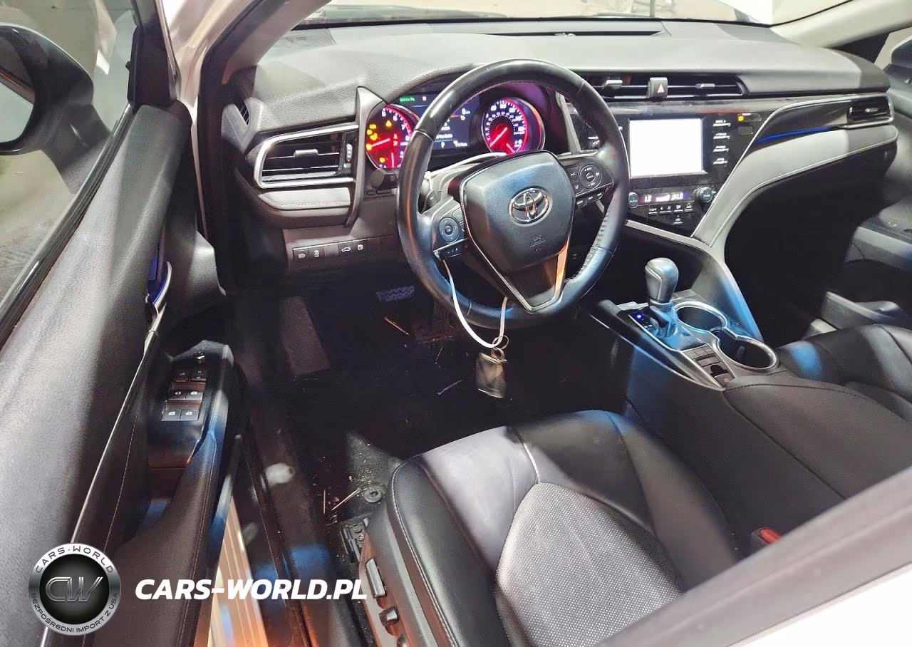 2018 Toyota Camry Xse VIN:4T1B61HK6JU106039 - 8