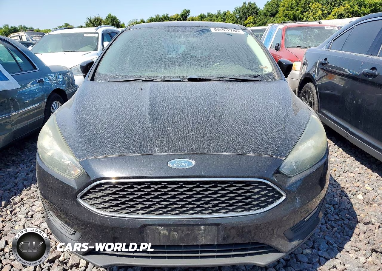 2015 Ford Focus Se VIN:1FADP3K20FL285986 - 5